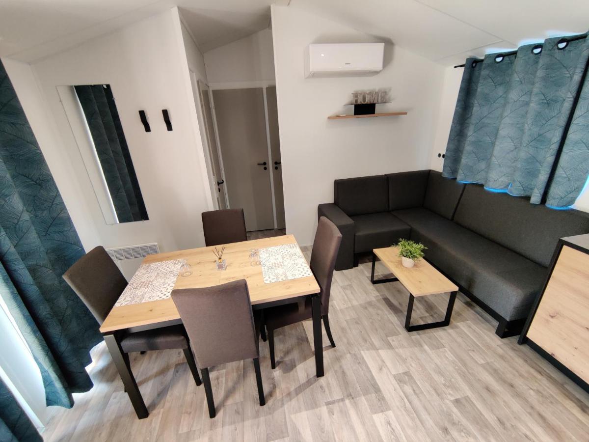 Bungalows En 3Ch 8 Couchages 732 Ou 4Ch En 10 Couchages 828 Ocean Gastes Zewnętrze zdjęcie